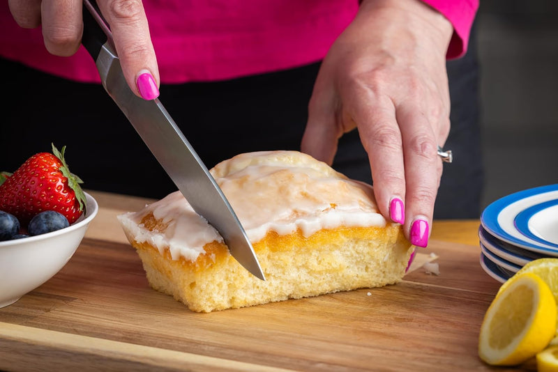 Load image into Gallery viewer, THE ENGLISH CAKE COMPANY Lemon Drizzle Loaf Cake (300g)
